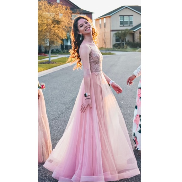 Pink princess prom dress - Picture 2 of 6